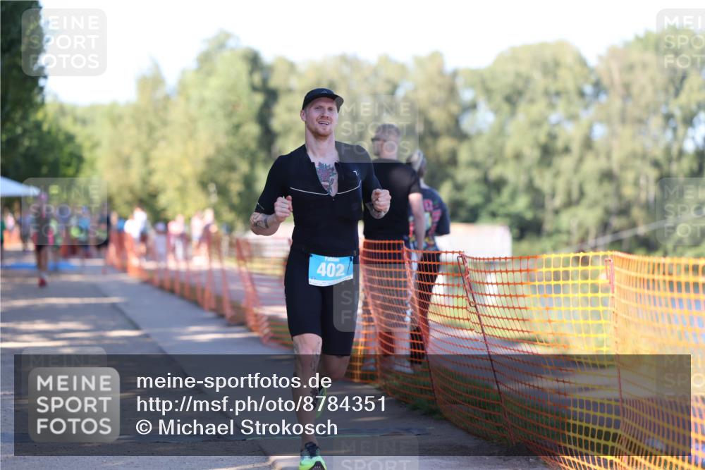 07.09.2025 - 19. Norderstedt Triathlon Michael Strokosch http://msf.ph/oto/8784351 07.09.2025 16:13:59 Laufen 402, 407 meine-sportfotos.de