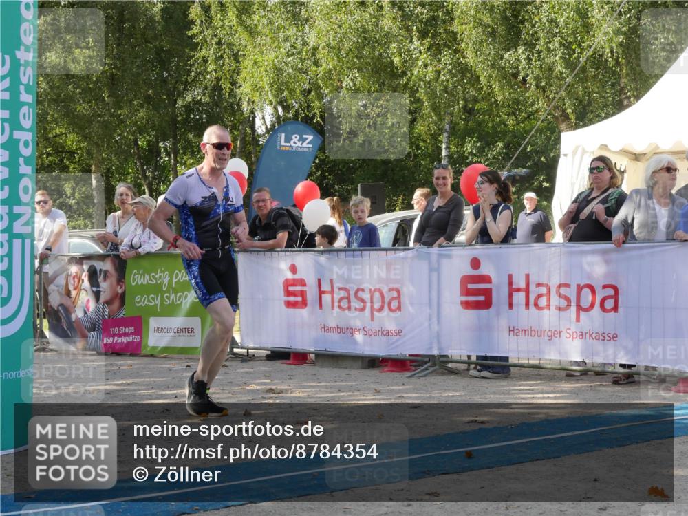 07.09.2025 - 19. Norderstedt Triathlon Zöllner http://msf.ph/oto/8784354 07.09.2025 12:12:38 Ziel 296 meine-sportfotos.de