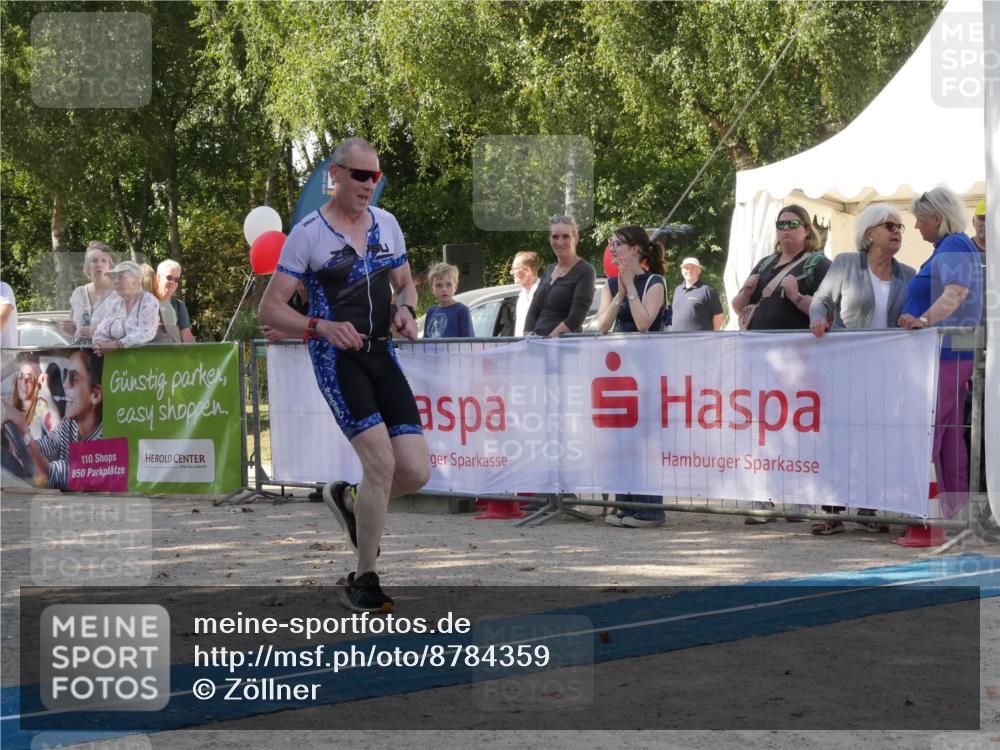 07.09.2025 - 19. Norderstedt Triathlon Zöllner http://msf.ph/oto/8784359 07.09.2025 12:12:38 Ziel 296 meine-sportfotos.de