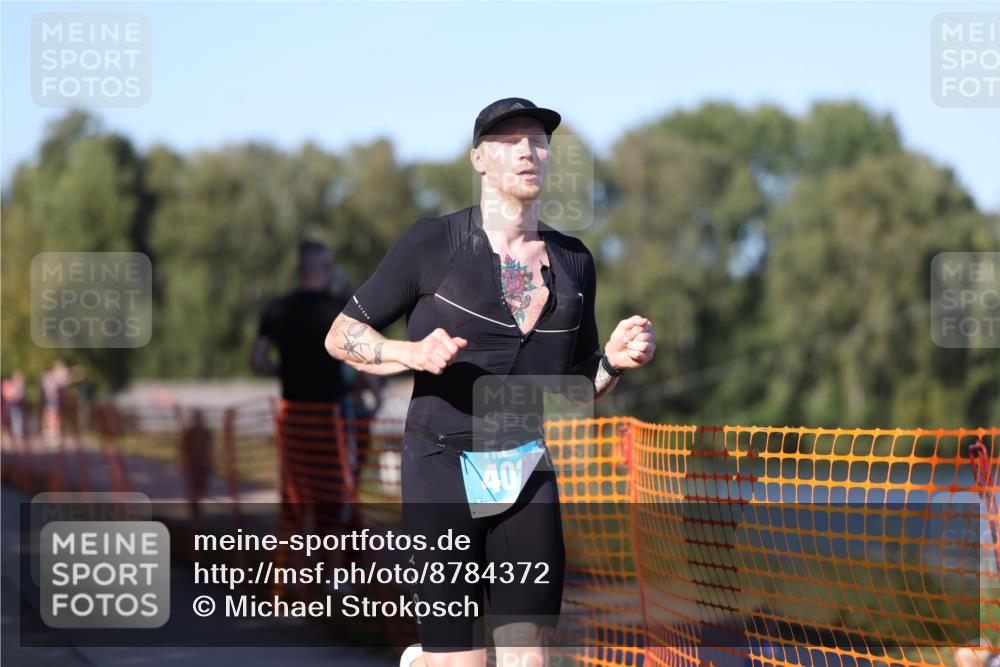 07.09.2025 - 19. Norderstedt Triathlon Michael Strokosch http://msf.ph/oto/8784372 07.09.2025 16:14:01 Laufen 402 meine-sportfotos.de