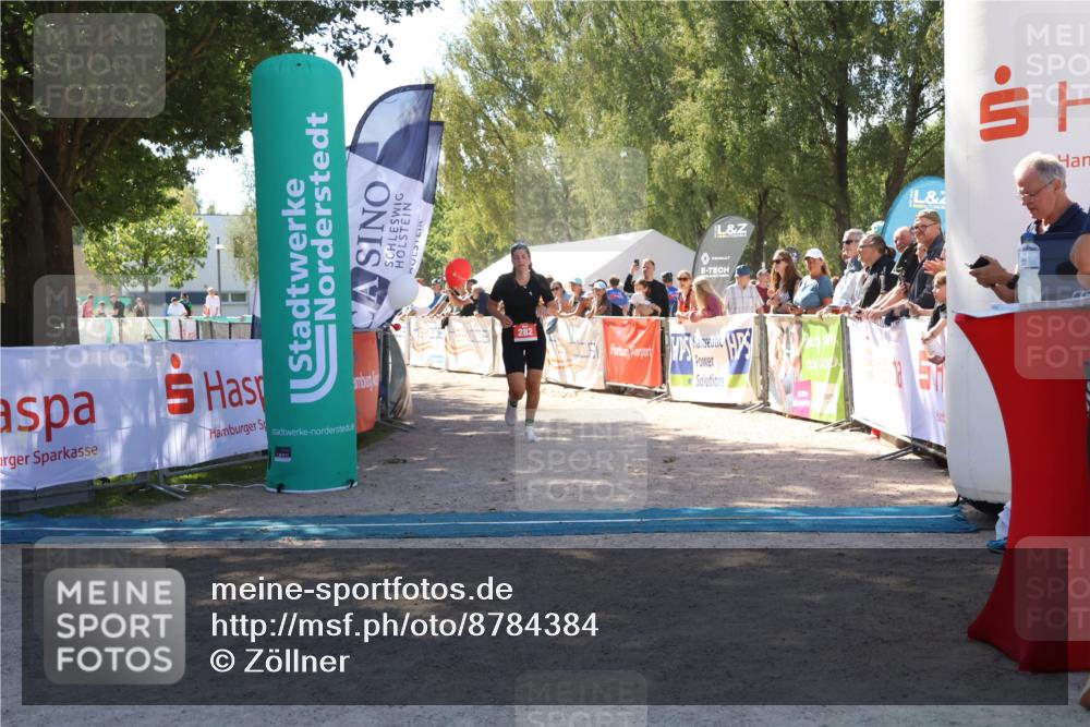 07.09.2025 - 19. Norderstedt Triathlon Zöllner http://msf.ph/oto/8784384 07.09.2025 13:08:58 Ziel 282 meine-sportfotos.de