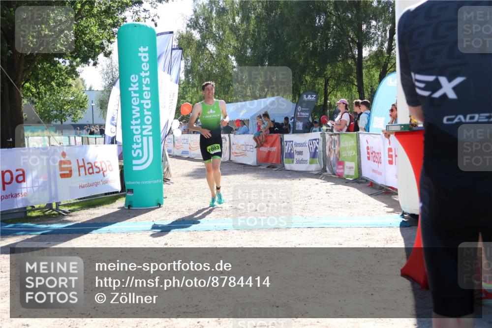 07.09.2025 - 19. Norderstedt Triathlon Zöllner http://msf.ph/oto/8784414 07.09.2025 15:20:42 Ziel 1003 meine-sportfotos.de