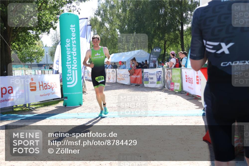 07.09.2025 - 19. Norderstedt Triathlon Zöllner http://msf.ph/oto/8784429 07.09.2025 15:20:43 Ziel 1003 meine-sportfotos.de