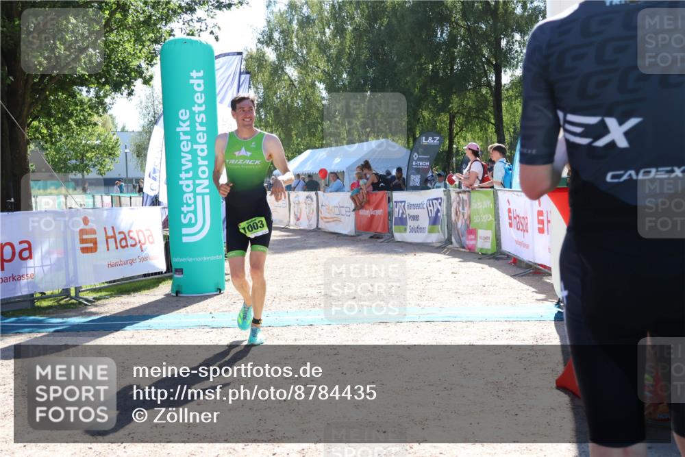 07.09.2025 - 19. Norderstedt Triathlon Zöllner http://msf.ph/oto/8784435 07.09.2025 15:20:43 Ziel 1003 meine-sportfotos.de