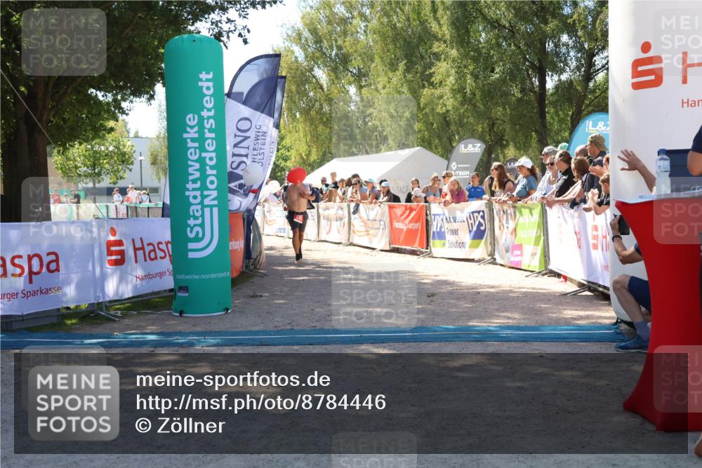07.09.2025 - 19. Norderstedt Triathlon Zöllner http://msf.ph/oto/8784446 07.09.2025 13:09:35 Ziel 715 meine-sportfotos.de