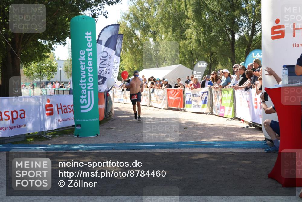 07.09.2025 - 19. Norderstedt Triathlon Zöllner http://msf.ph/oto/8784460 07.09.2025 13:09:36 Ziel 715 meine-sportfotos.de