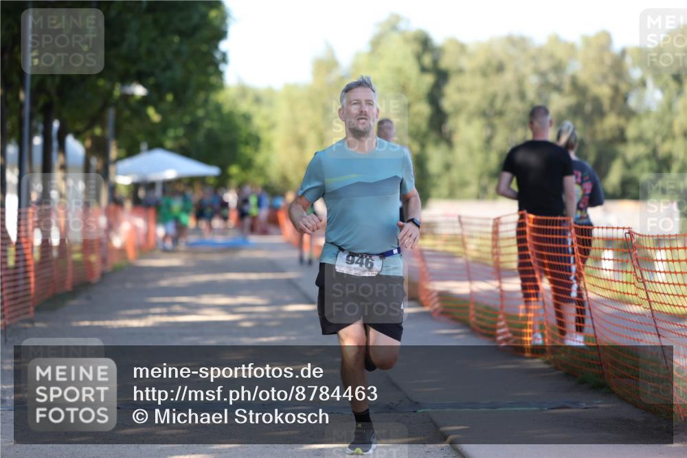 07.09.2025 - 19. Norderstedt Triathlon Michael Strokosch http://msf.ph/oto/8784463 07.09.2025 16:14:16 Laufen 377, 473, 946, 1552, 1626 meine-sportfotos.de
