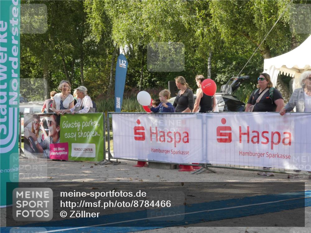 07.09.2025 - 19. Norderstedt Triathlon Zöllner http://msf.ph/oto/8784466 07.09.2025 12:15:43 Ziel  meine-sportfotos.de