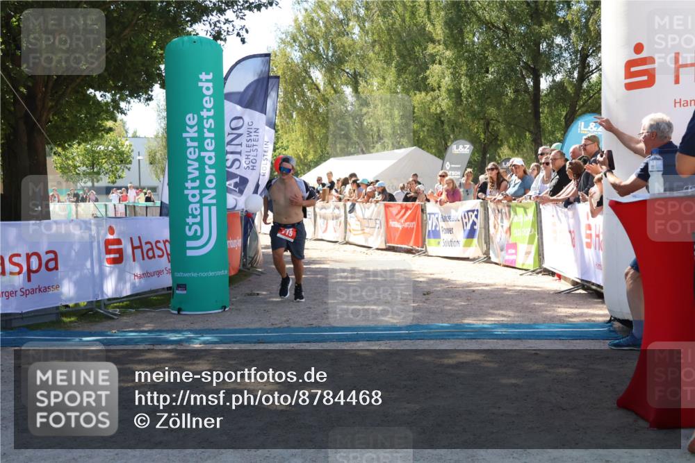 07.09.2025 - 19. Norderstedt Triathlon Zöllner http://msf.ph/oto/8784468 07.09.2025 13:09:37 Ziel 715 meine-sportfotos.de
