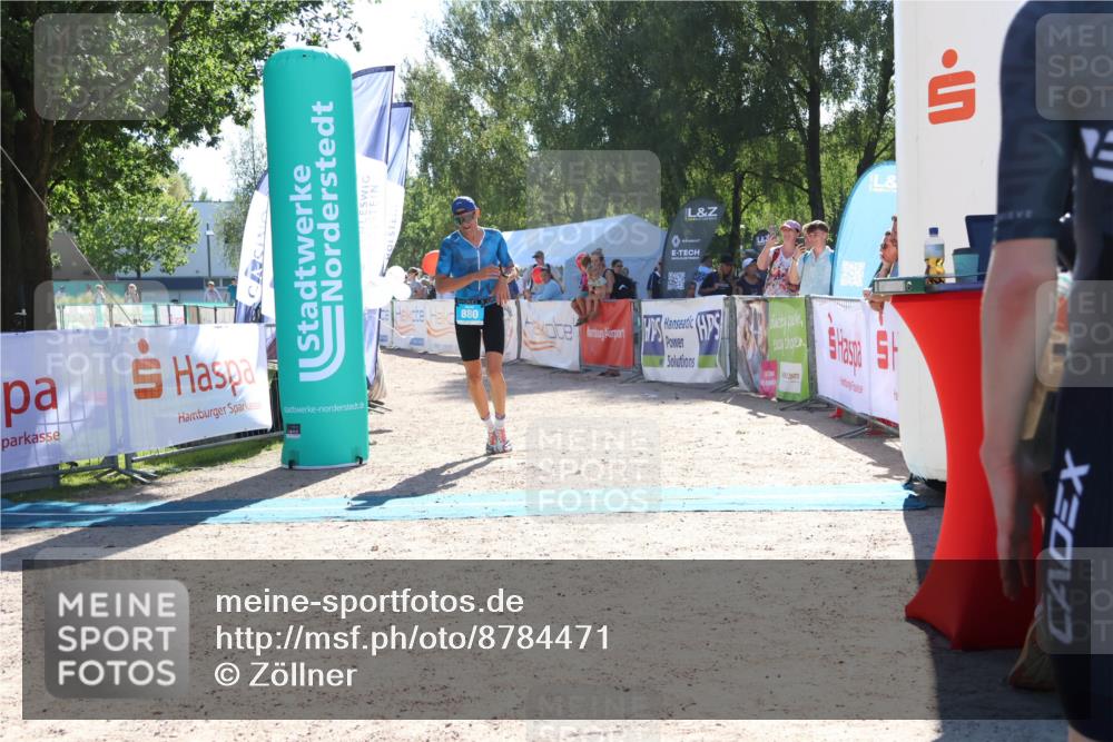 07.09.2025 - 19. Norderstedt Triathlon Zöllner http://msf.ph/oto/8784471 07.09.2025 15:20:58 Ziel 880 meine-sportfotos.de