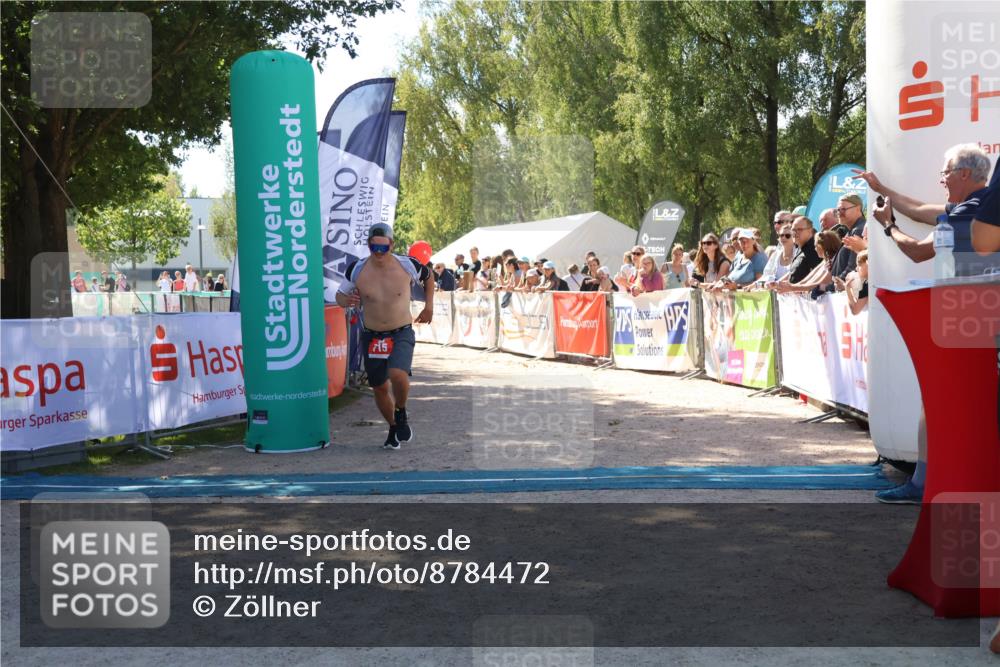 07.09.2025 - 19. Norderstedt Triathlon Zöllner http://msf.ph/oto/8784472 07.09.2025 13:09:37 Ziel 715 meine-sportfotos.de
