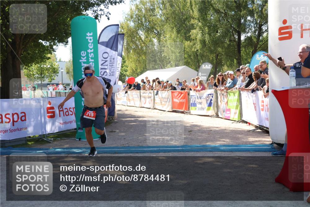 07.09.2025 - 19. Norderstedt Triathlon Zöllner http://msf.ph/oto/8784481 07.09.2025 13:09:38 Ziel 715 meine-sportfotos.de