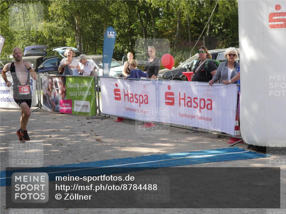 07.09.2025 - 19. Norderstedt Triathlon Zöllner http://msf.ph/oto/8784488 07.09.2025 12:17:15 Ziel 746 meine-sportfotos.de