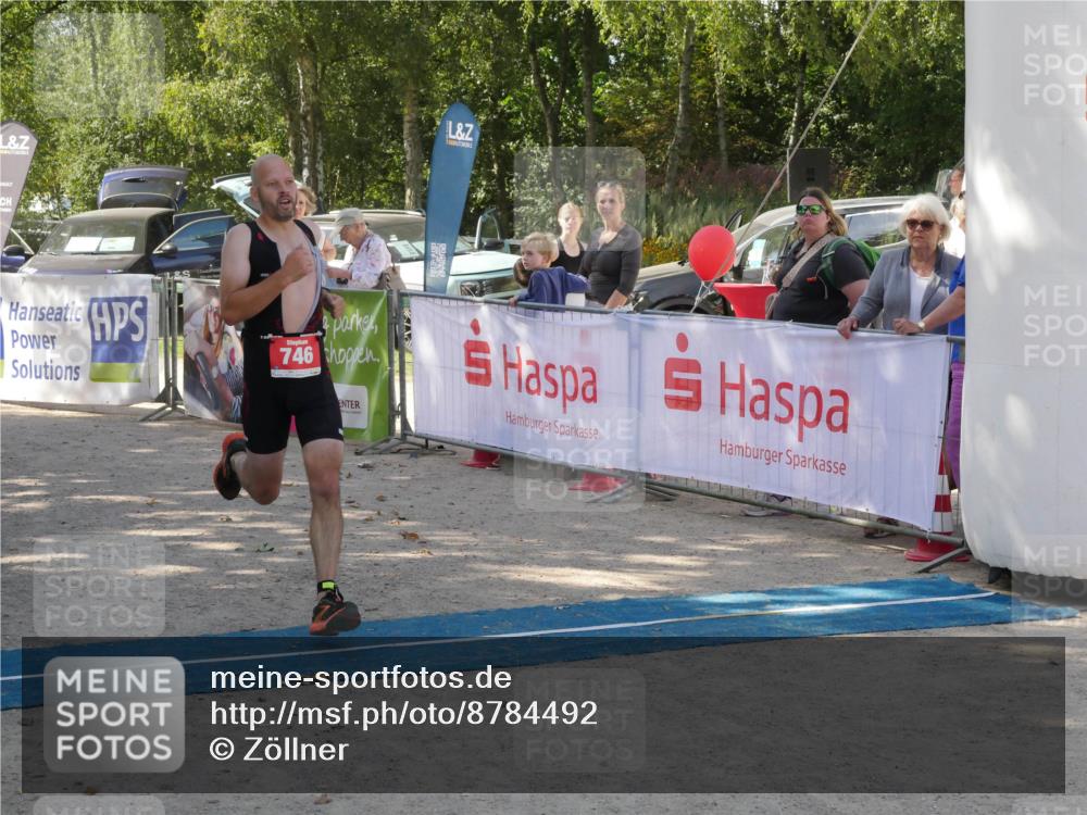 07.09.2025 - 19. Norderstedt Triathlon Zöllner http://msf.ph/oto/8784492 07.09.2025 12:17:16 Ziel 746 meine-sportfotos.de