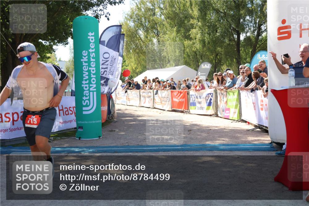 07.09.2025 - 19. Norderstedt Triathlon Zöllner http://msf.ph/oto/8784499 07.09.2025 13:09:39 Ziel 715 meine-sportfotos.de