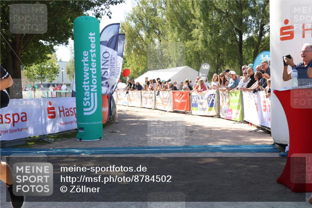 07.09.2025 - 19. Norderstedt Triathlon Zöllner http://msf.ph/oto/8784502 07.09.2025 13:09:40 Ziel 715 meine-sportfotos.de