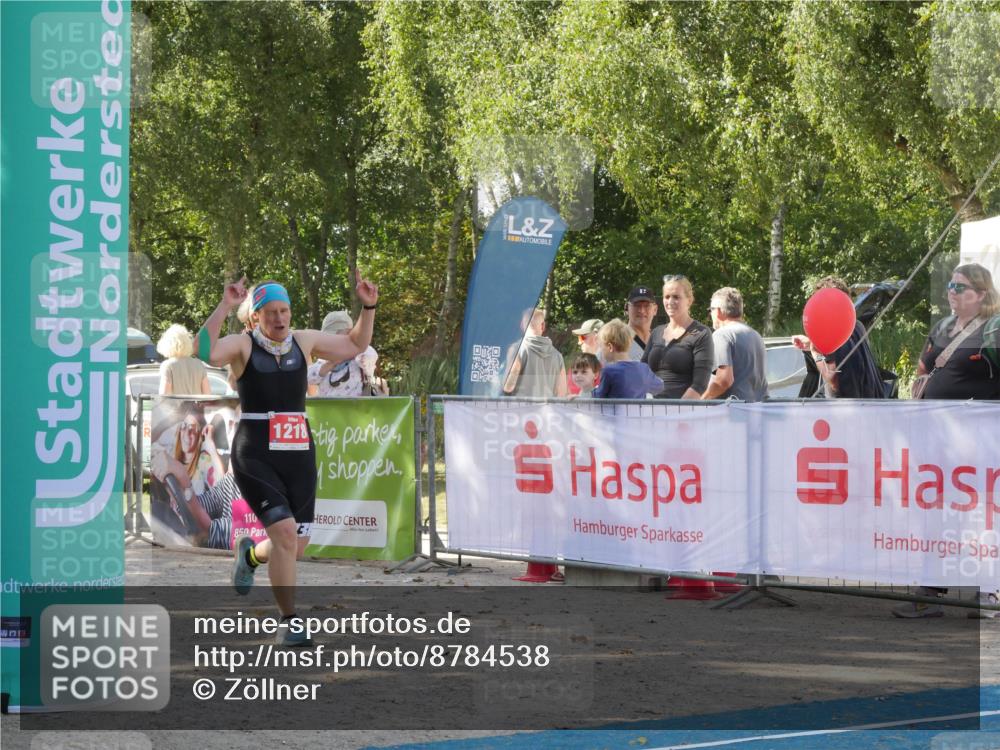 07.09.2025 - 19. Norderstedt Triathlon Zöllner http://msf.ph/oto/8784538 07.09.2025 12:17:39 Ziel 1218 meine-sportfotos.de