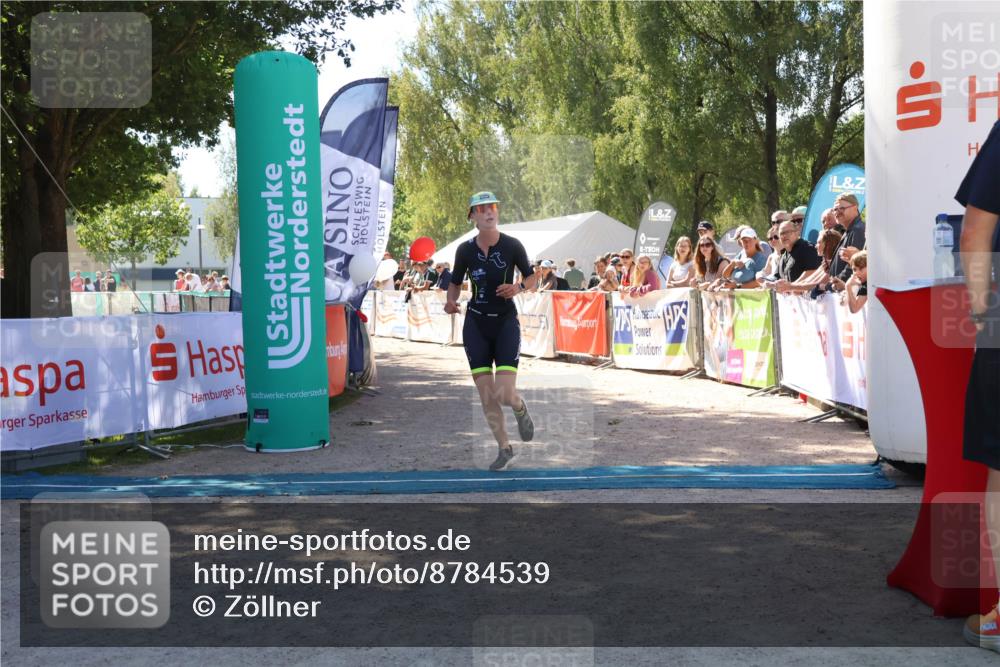 07.09.2025 - 19. Norderstedt Triathlon Zöllner http://msf.ph/oto/8784539 07.09.2025 13:10:29 Ziel 1392 meine-sportfotos.de