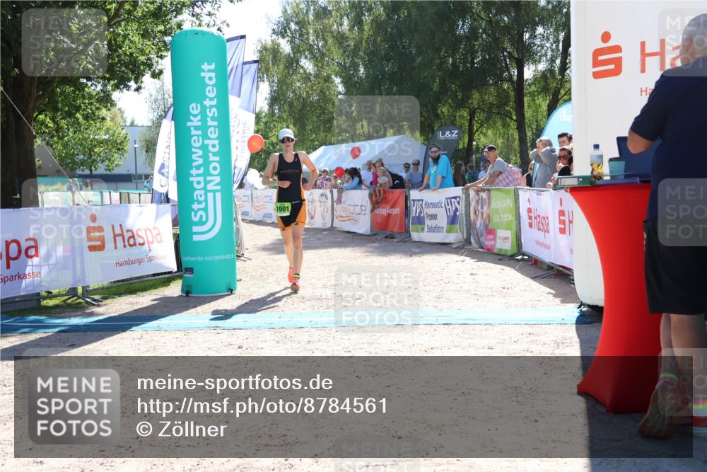07.09.2025 - 19. Norderstedt Triathlon Zöllner http://msf.ph/oto/8784561 07.09.2025 15:22:09 Ziel 1001 meine-sportfotos.de