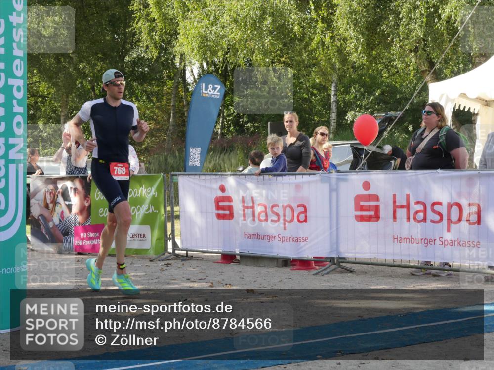 07.09.2025 - 19. Norderstedt Triathlon Zöllner http://msf.ph/oto/8784566 07.09.2025 12:18:11 Ziel 768 meine-sportfotos.de