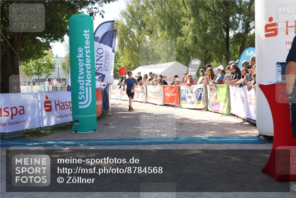 07.09.2025 - 19. Norderstedt Triathlon Zöllner http://msf.ph/oto/8784568 07.09.2025 13:10:40 Ziel 243 meine-sportfotos.de
