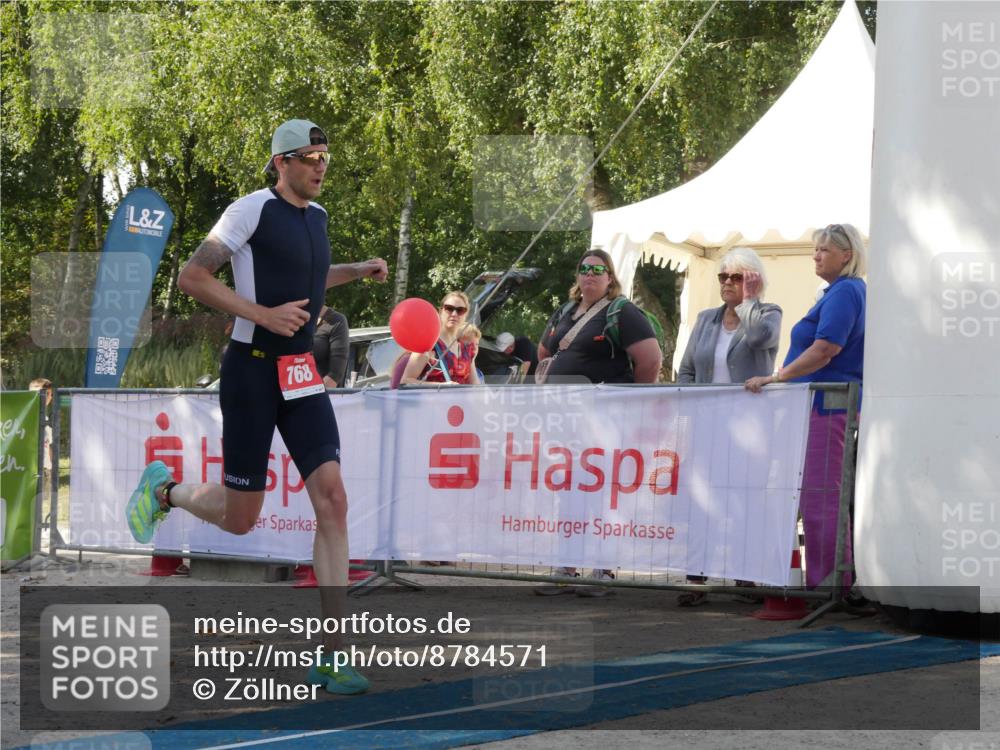 07.09.2025 - 19. Norderstedt Triathlon Zöllner http://msf.ph/oto/8784571 07.09.2025 12:18:11 Ziel 768 meine-sportfotos.de