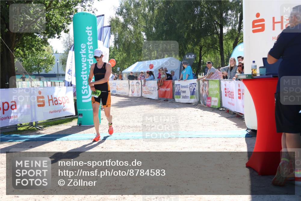 07.09.2025 - 19. Norderstedt Triathlon Zöllner http://msf.ph/oto/8784583 07.09.2025 15:22:10 Ziel 1001 meine-sportfotos.de