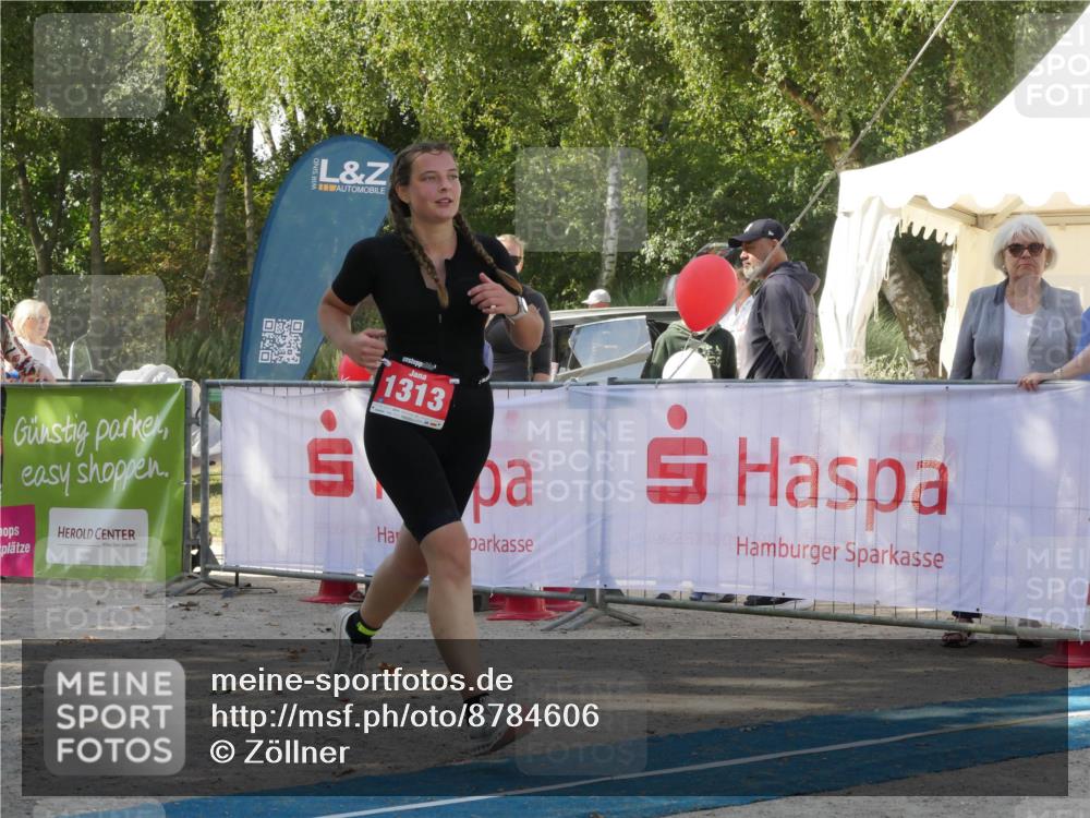 07.09.2025 - 19. Norderstedt Triathlon Zöllner http://msf.ph/oto/8784606 07.09.2025 12:19:01 Ziel 1313 meine-sportfotos.de