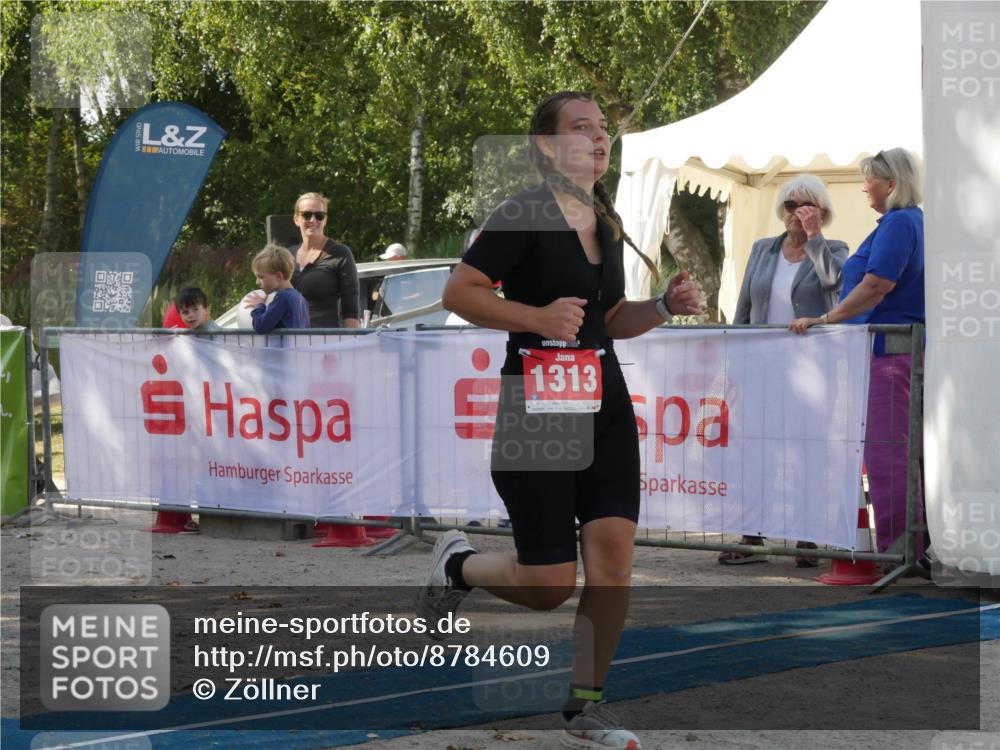 07.09.2025 - 19. Norderstedt Triathlon Zöllner http://msf.ph/oto/8784609 07.09.2025 12:19:01 Ziel 1313 meine-sportfotos.de