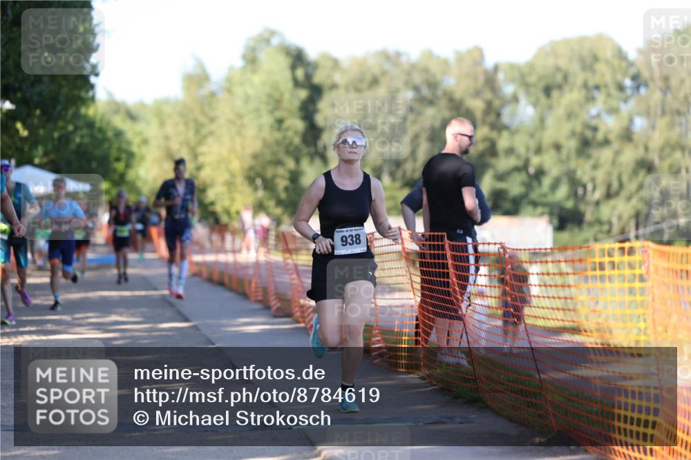 07.09.2025 - 19. Norderstedt Triathlon Michael Strokosch http://msf.ph/oto/8784619 07.09.2025 16:14:33 Laufen 425, 527, 528, 938, 1433 meine-sportfotos.de