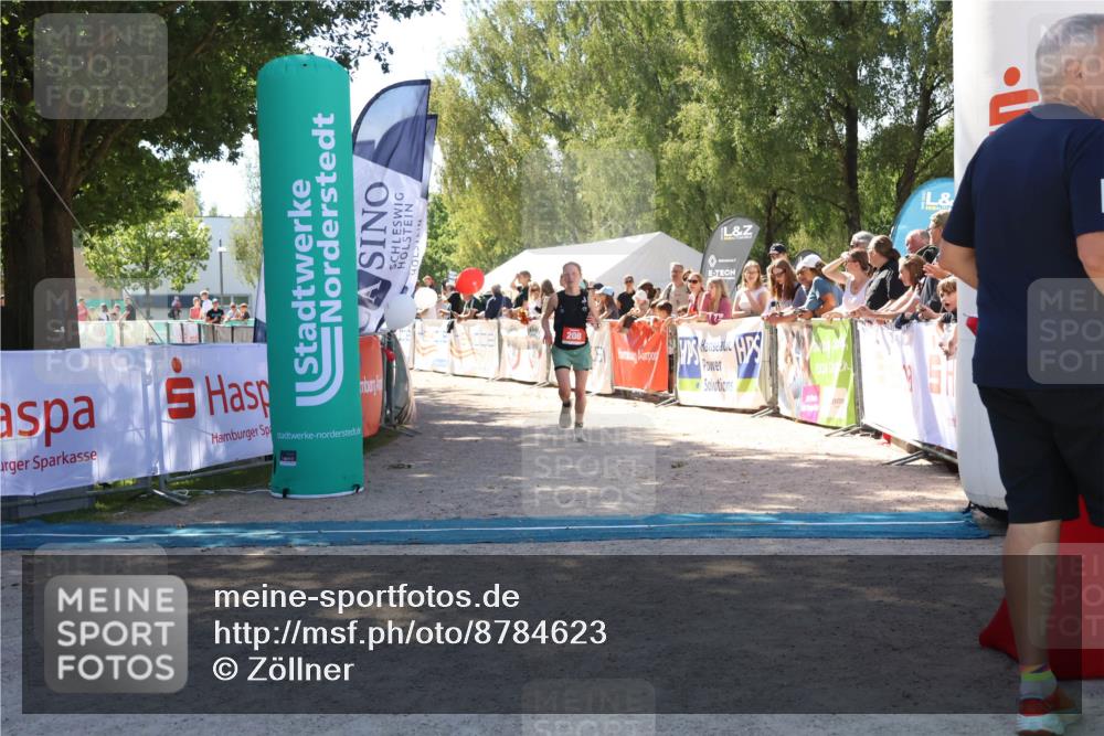 07.09.2025 - 19. Norderstedt Triathlon Zöllner http://msf.ph/oto/8784623 07.09.2025 13:11:07 Ziel 208 meine-sportfotos.de