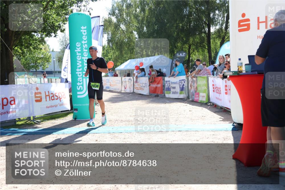 07.09.2025 - 19. Norderstedt Triathlon Zöllner http://msf.ph/oto/8784638 07.09.2025 15:22:24 Ziel 1036 meine-sportfotos.de