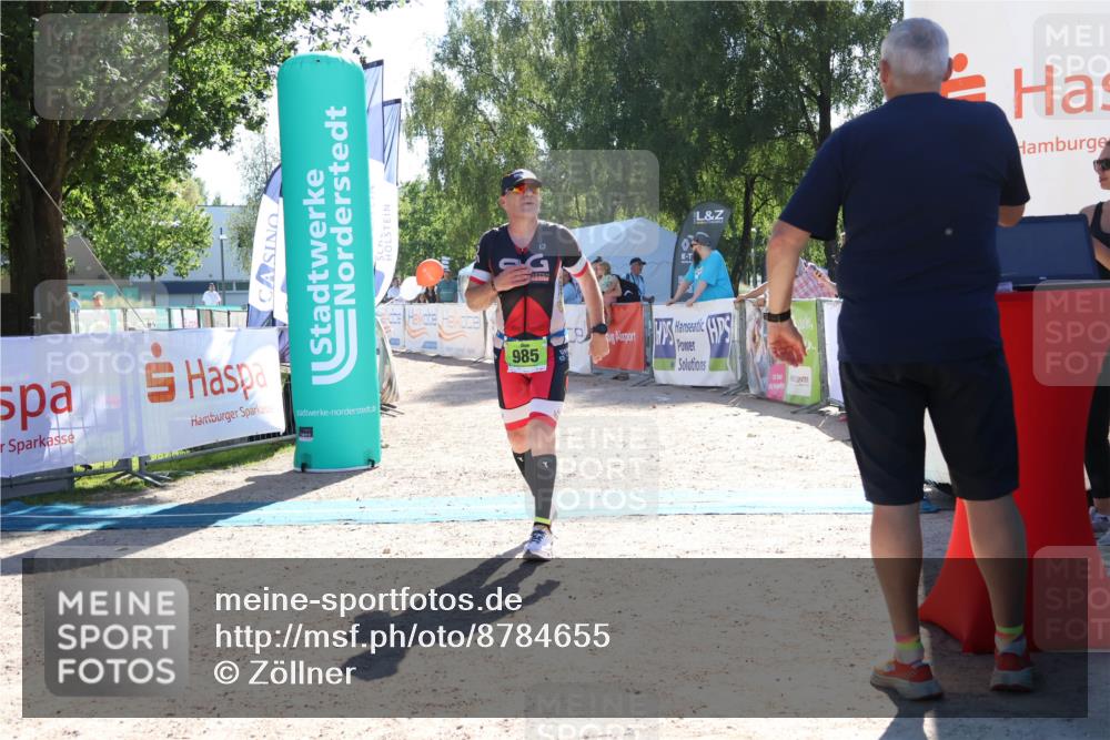 07.09.2025 - 19. Norderstedt Triathlon Zöllner http://msf.ph/oto/8784655 07.09.2025 15:22:37 Ziel 985 meine-sportfotos.de