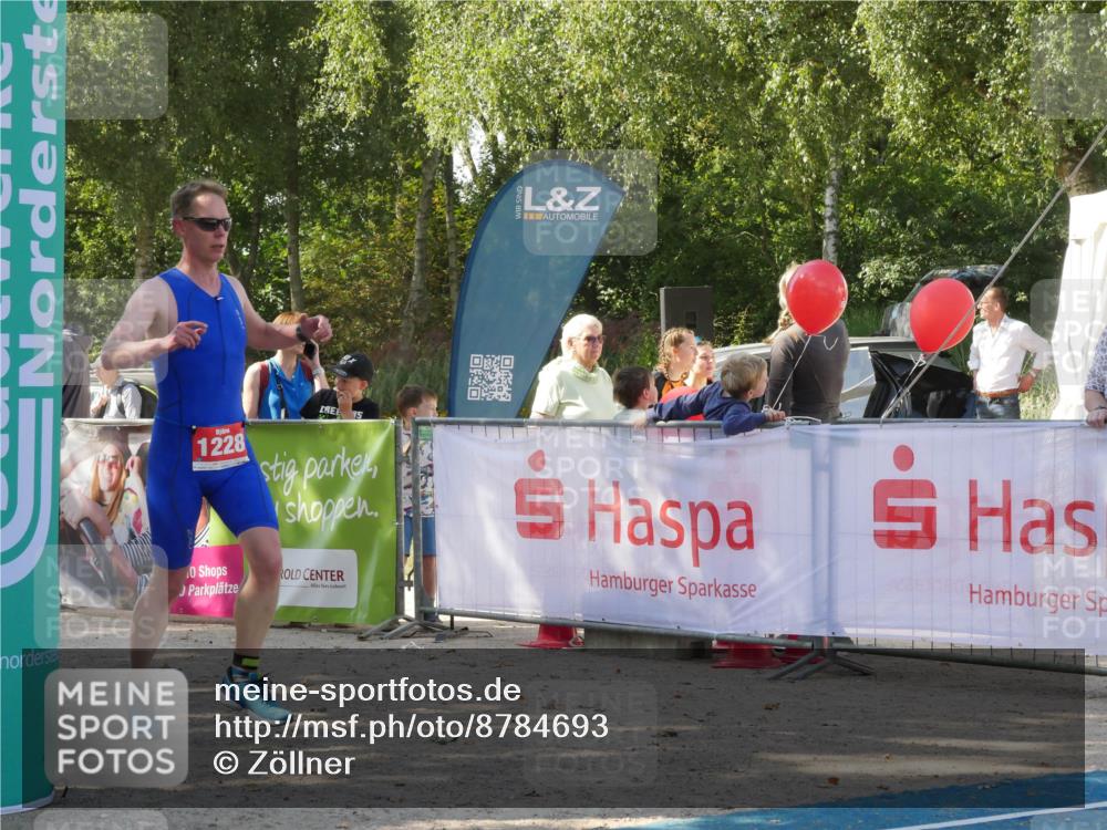 07.09.2025 - 19. Norderstedt Triathlon Zöllner http://msf.ph/oto/8784693 07.09.2025 12:22:29 Ziel 1228 meine-sportfotos.de