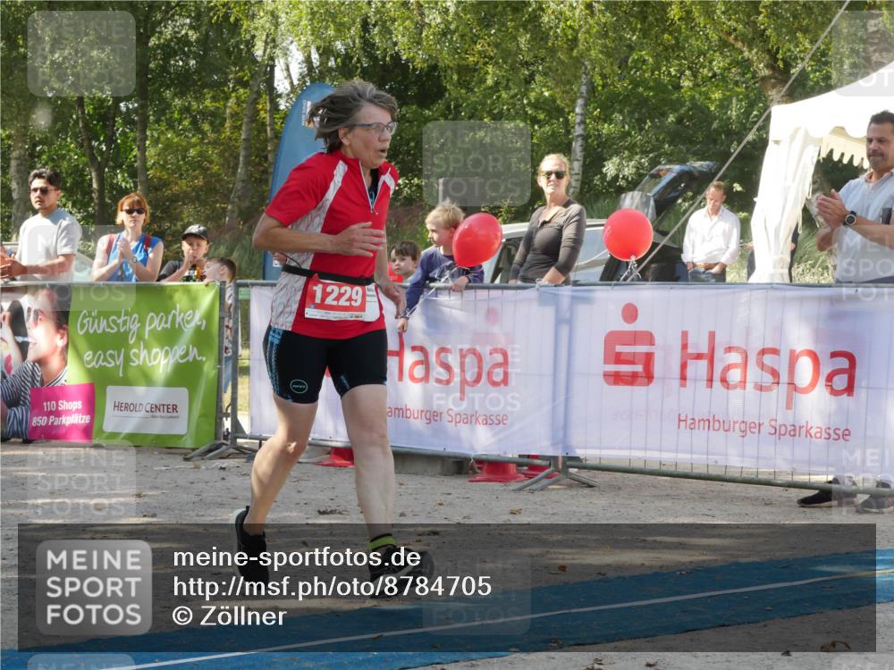 07.09.2025 - 19. Norderstedt Triathlon Zöllner http://msf.ph/oto/8784705 07.09.2025 12:23:15 Ziel 1229 meine-sportfotos.de
