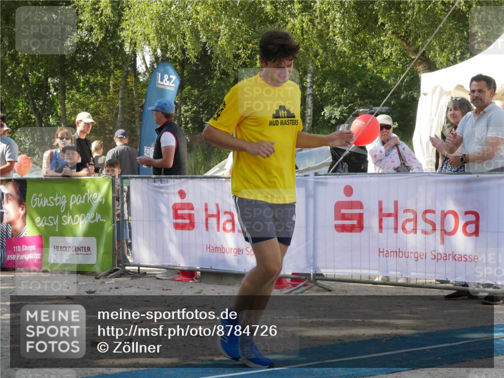 07.09.2025 - 19. Norderstedt Triathlon Zöllner http://msf.ph/oto/8784726 07.09.2025 12:23:52 Ziel 228 meine-sportfotos.de