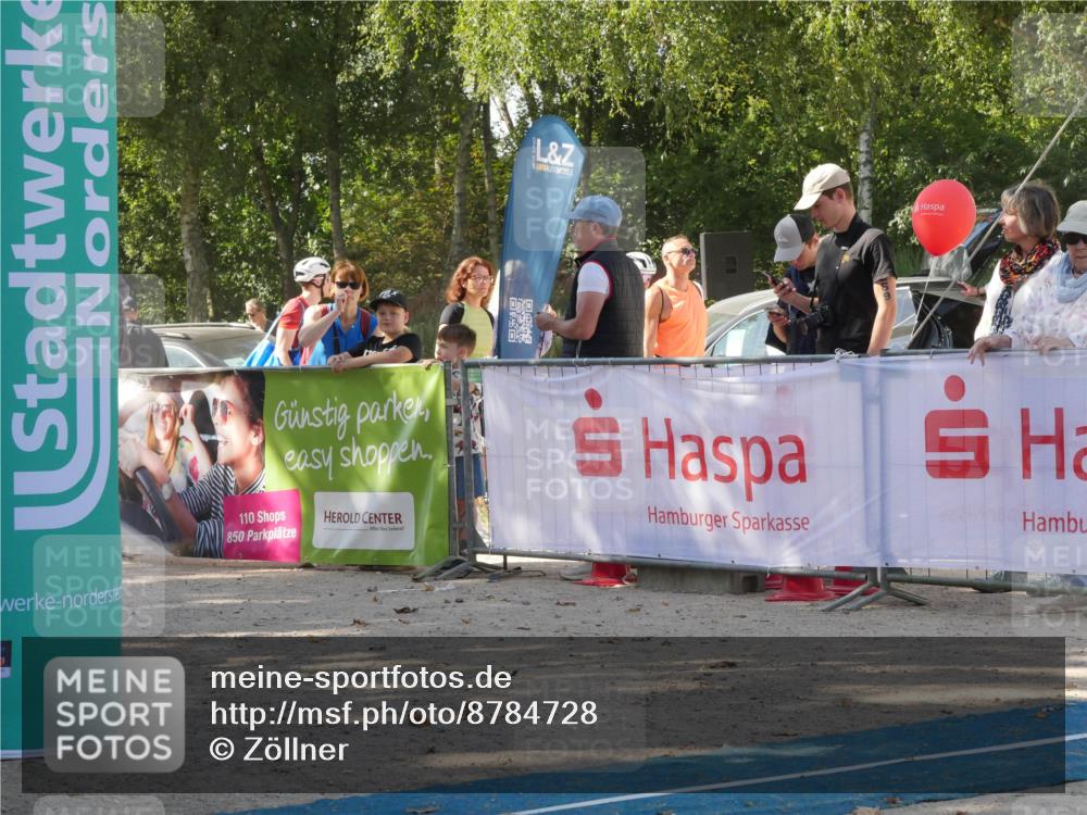 07.09.2025 - 19. Norderstedt Triathlon Zöllner http://msf.ph/oto/8784728 07.09.2025 12:24:06 Ziel  meine-sportfotos.de