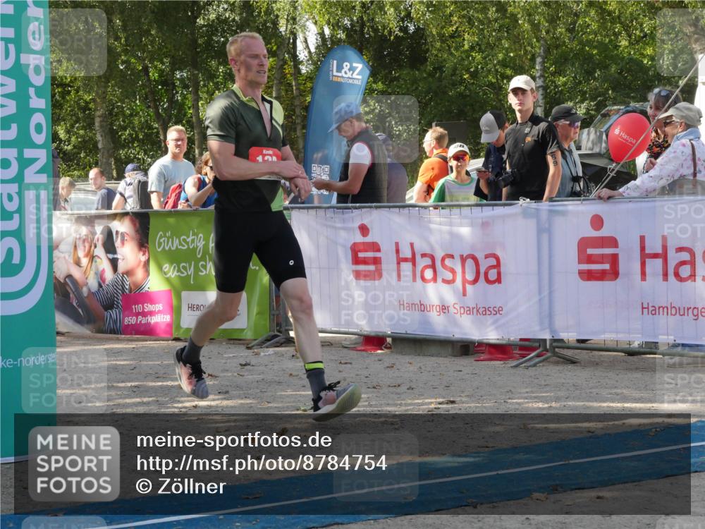 07.09.2025 - 19. Norderstedt Triathlon Zöllner http://msf.ph/oto/8784754 07.09.2025 12:24:24 Ziel 138, 152 meine-sportfotos.de