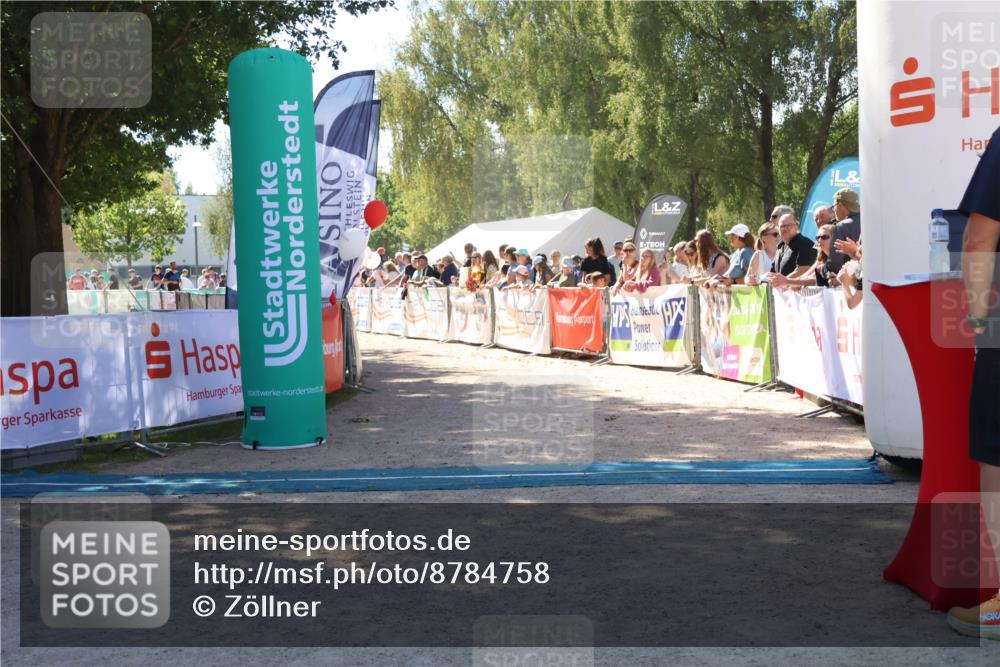 07.09.2025 - 19. Norderstedt Triathlon Zöllner http://msf.ph/oto/8784758 07.09.2025 13:11:46 Ziel  meine-sportfotos.de