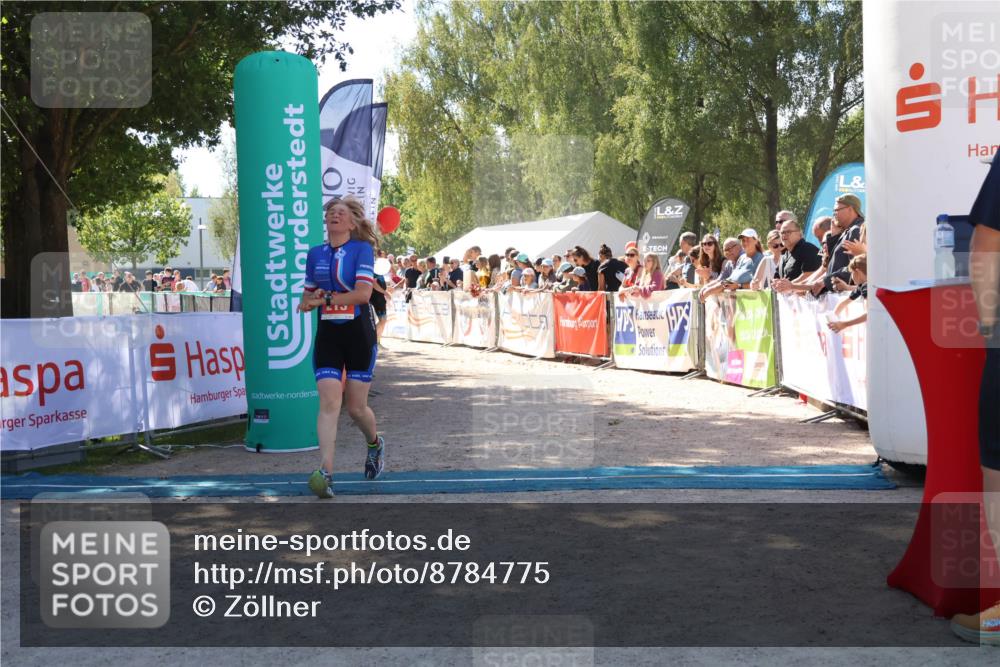 07.09.2025 - 19. Norderstedt Triathlon Zöllner http://msf.ph/oto/8784775 07.09.2025 13:11:53 Ziel 213 meine-sportfotos.de