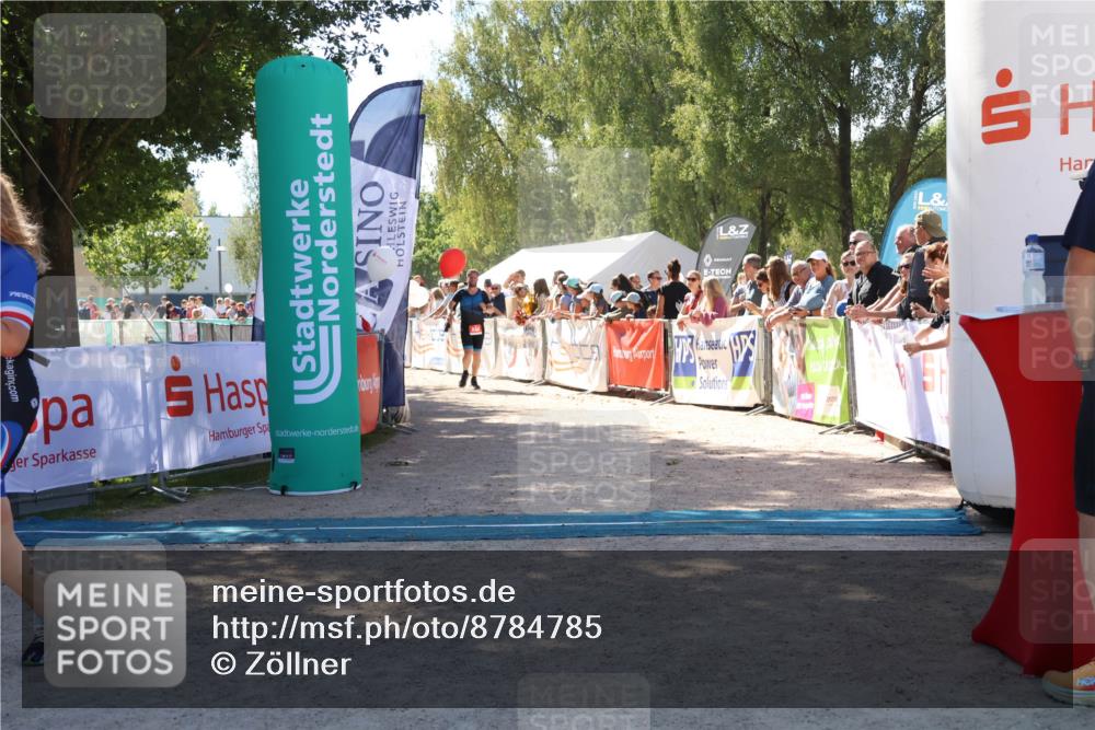 07.09.2025 - 19. Norderstedt Triathlon Zöllner http://msf.ph/oto/8784785 07.09.2025 13:11:55 Ziel 213, 1342 meine-sportfotos.de