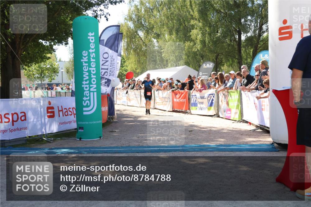 07.09.2025 - 19. Norderstedt Triathlon Zöllner http://msf.ph/oto/8784788 07.09.2025 13:11:57 Ziel 213, 244, 1342 meine-sportfotos.de