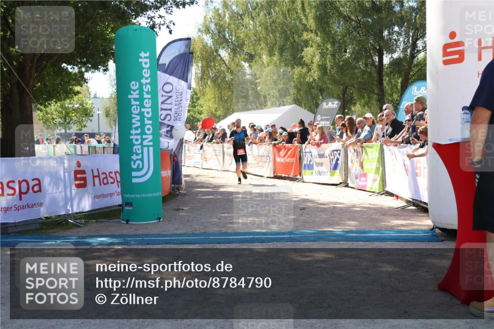 07.09.2025 - 19. Norderstedt Triathlon Zöllner http://msf.ph/oto/8784790 07.09.2025 13:11:57 Ziel 213, 244, 1342 meine-sportfotos.de