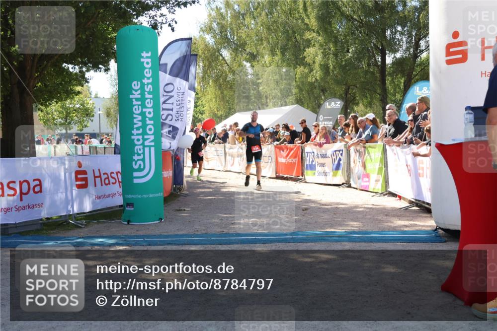 07.09.2025 - 19. Norderstedt Triathlon Zöllner http://msf.ph/oto/8784797 07.09.2025 13:11:58 Ziel 213, 244, 1342 meine-sportfotos.de