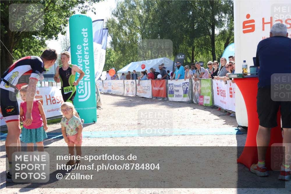 07.09.2025 - 19. Norderstedt Triathlon Zöllner http://msf.ph/oto/8784804 07.09.2025 15:24:55 Ziel 1017 meine-sportfotos.de