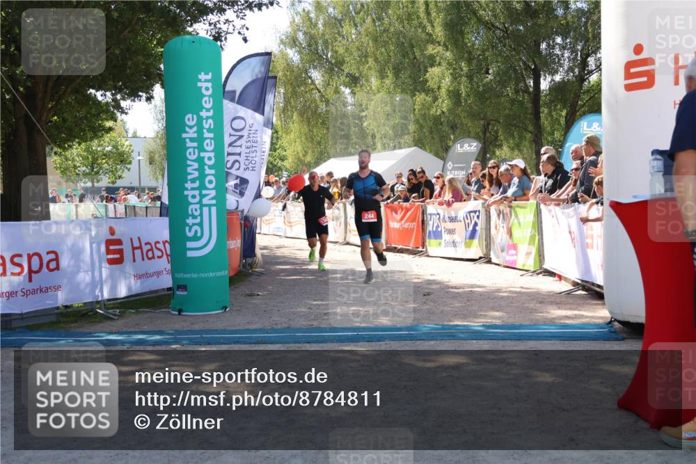 07.09.2025 - 19. Norderstedt Triathlon Zöllner http://msf.ph/oto/8784811 07.09.2025 13:11:59 Ziel 244, 1342 meine-sportfotos.de