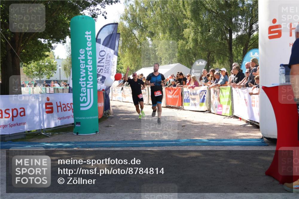 07.09.2025 - 19. Norderstedt Triathlon Zöllner http://msf.ph/oto/8784814 07.09.2025 13:12:00 Ziel 244, 1342 meine-sportfotos.de
