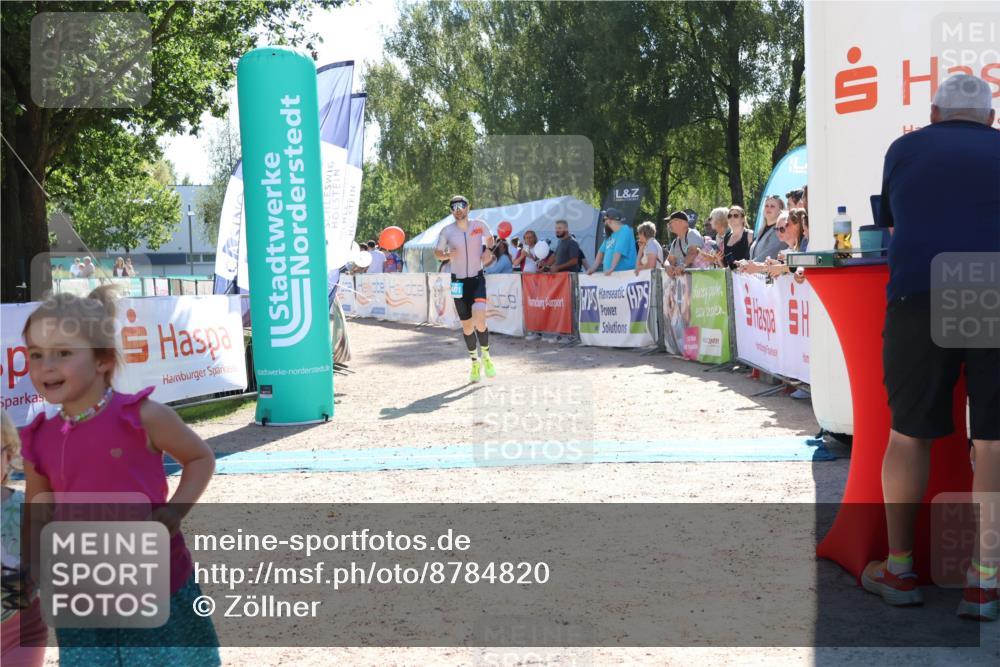 07.09.2025 - 19. Norderstedt Triathlon Zöllner http://msf.ph/oto/8784820 07.09.2025 15:25:03 Ziel 1401 meine-sportfotos.de