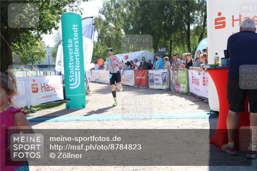 07.09.2025 - 19. Norderstedt Triathlon Zöllner http://msf.ph/oto/8784823 07.09.2025 15:25:03 Ziel 1401 meine-sportfotos.de