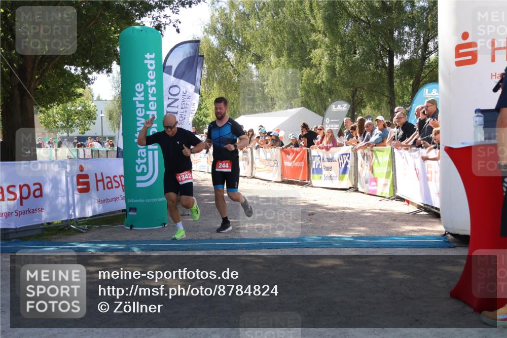 07.09.2025 - 19. Norderstedt Triathlon Zöllner http://msf.ph/oto/8784824 07.09.2025 13:12:01 Ziel 244, 1342 meine-sportfotos.de